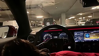 Genevieve Sinn Gibt Sevyan Einen Leidenschaftlichen Blowjob In Einem Bmw