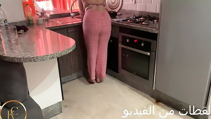 Moroccan Amateur'S Homemade Video With Big Ass And Penis