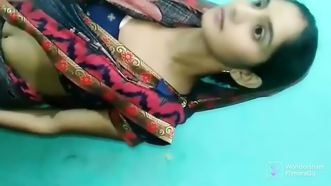 Bhabhi India Follada Apretadamente Por Una Polla En Video Hd