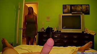 18+ Amateur Teen Masturbates With A Big Cock