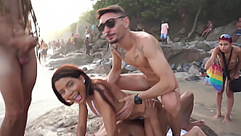 Seks Awam Dan Anal Bianca Dantas Di Pantai Dengan Beberapa Pasangan