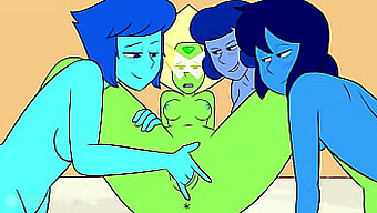 جنس جماعي شهواني مع Peridot ذات الثدي الكبير والمؤخرة الممتلئة