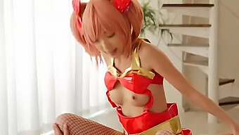 Remaja Comel Mika Menjadi Nakal Dalam Video Porno Cosplay Hd