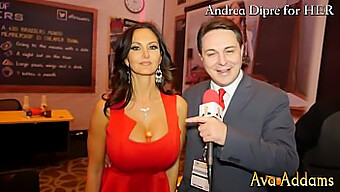 Cô Gái Trẻ 18+ Ava Addams Khiêu Gợi Và Vuốt Ve Ngực Của Mình Trong Video Này