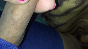 Footjob Con La Fidanzata Latina