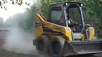 Aurangabad Girl Drives Hard And Fucks With Bobcat